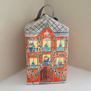 MADELINE'S HOME DOLLS, EDEN TOYS, PARISIAN DECOR, CLOTHS/ DOLL CARRYING TRUNK.